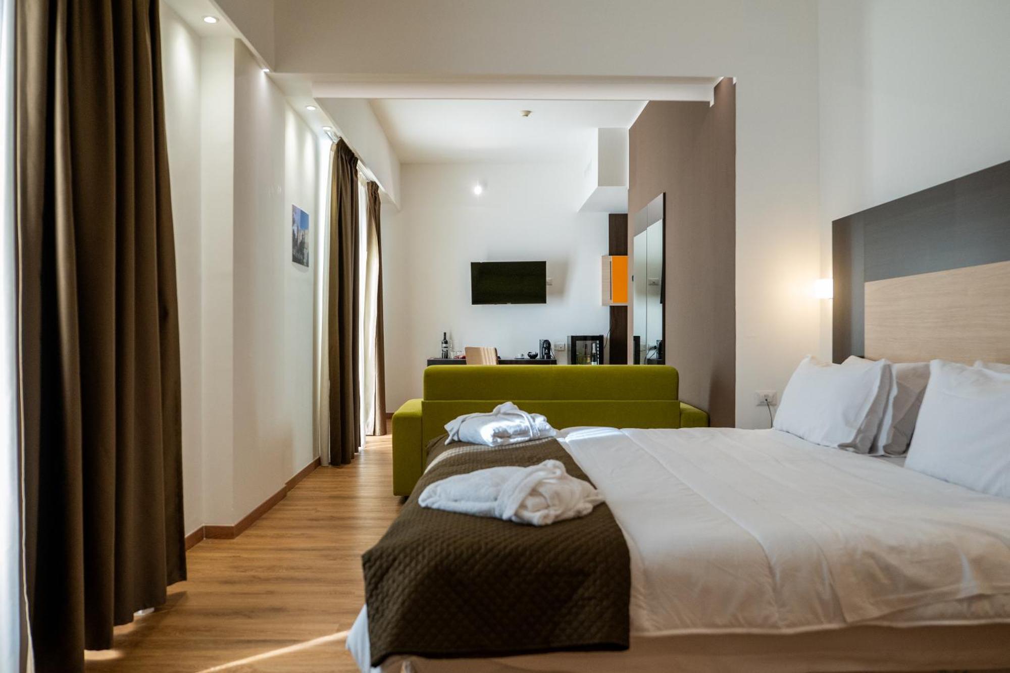 Nsm Palace Hotel Lucera Exterior photo